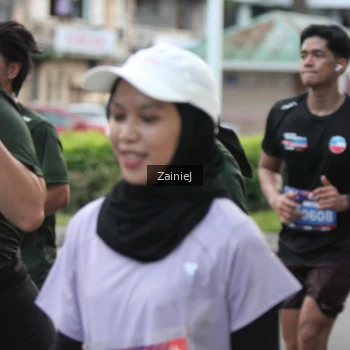 Runner Photo 3713098