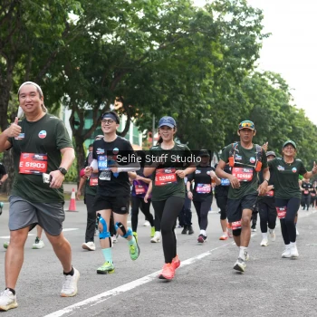 Runner Photo 3713113