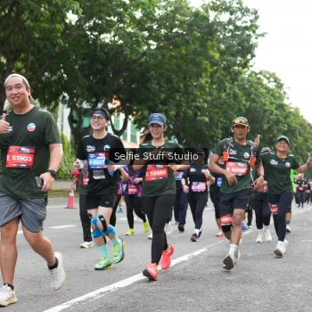 Runner Photo 3713143
