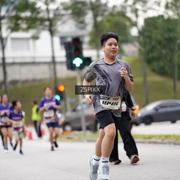 Runner Photo 3713165