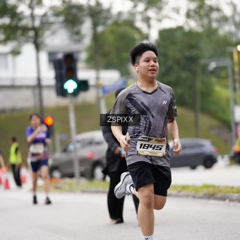 Runner Photo 3713171