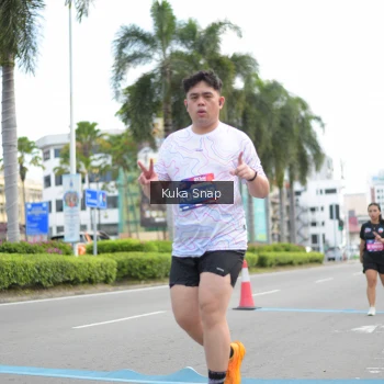 Runner Photo 3713183