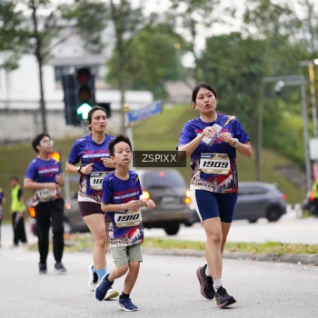 Runner Photo 3713245