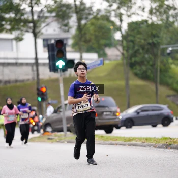 Runner Photo 3713273