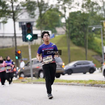 Runner Photo 3713297