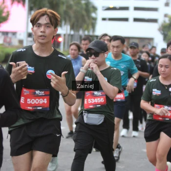 Runner Photo 3713359