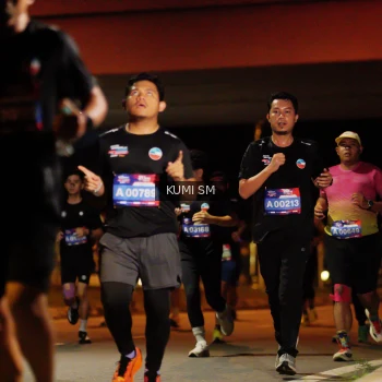 Runner Photo 3713409