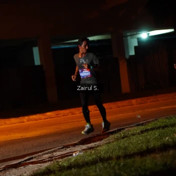 Runner Photo 3713436