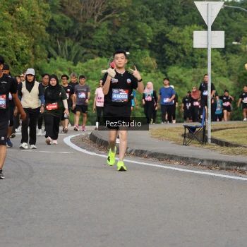 Runner Photo 3713449