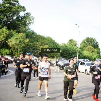 Runner Photo 3713451