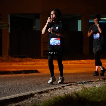 Runner Photo 3713463