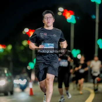Runner Photo 3713502