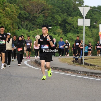 Runner Photo 3713519