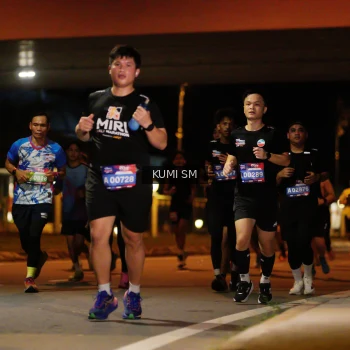 Runner Photo 3713529