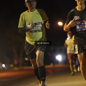 Runner Photo 3713551