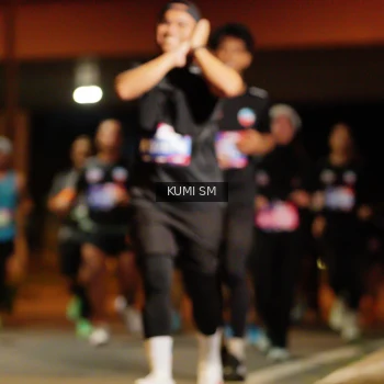 Runner Photo 3713567