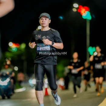 Runner Photo 3713593