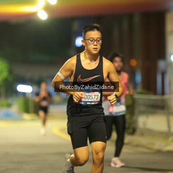 Runner Photo 3713638