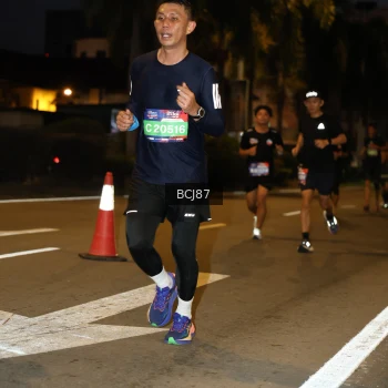 Runner Photo 3713824