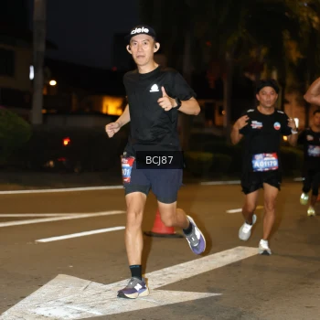 Runner Photo 3713843