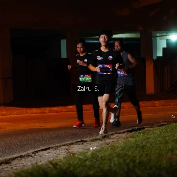 Runner Photo 3713870
