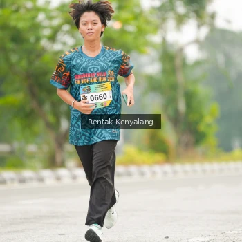 Runner Photo 3713897