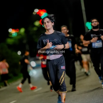 Runner Photo 3713905