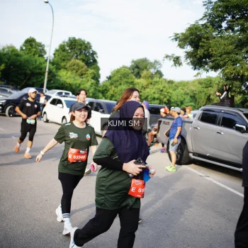 Runner Photo 3713926