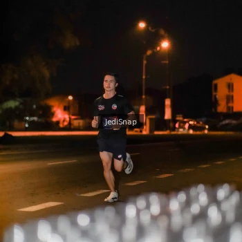 Runner Photo 3713944
