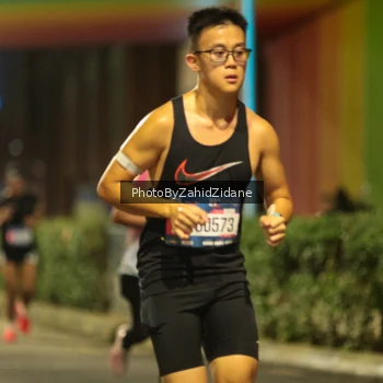 Runner Photo 3713954