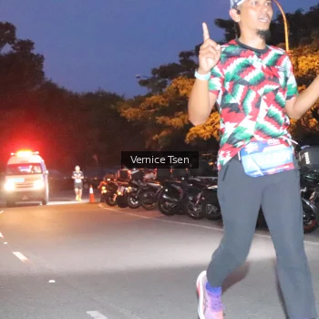 Runner Photo 3713958