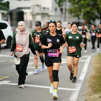 Runner Photo 3713995