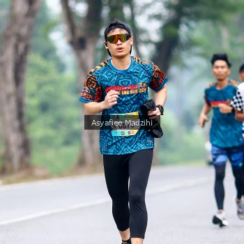 Runner Photo 3714010