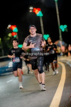 Runner Photo 3714105