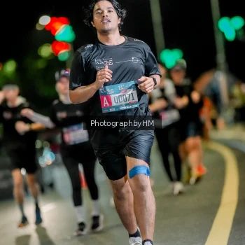 Runner Photo 3714203