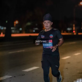Runner Photo 3714286
