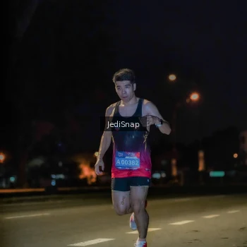 Runner Photo 3714333