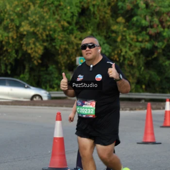Runner Photo 3714356