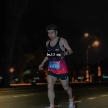 Runner Photo 3714398
