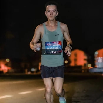 Runner Photo 3714478