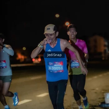 Runner Photo 3714709