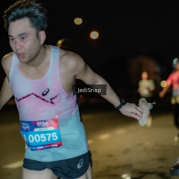 Runner Photo 3714714