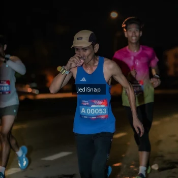 Runner Photo 3714733
