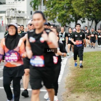 Runner Photo 3714764