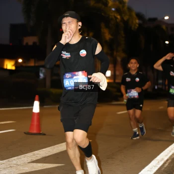 Runner Photo 3714770