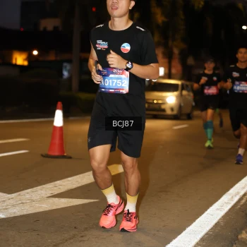 Runner Photo 3714778