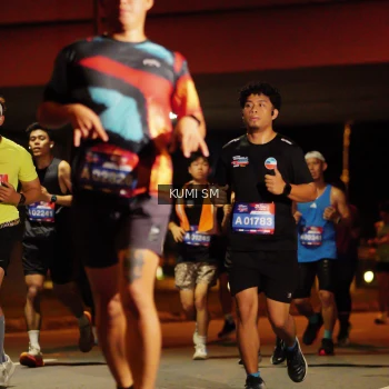 Runner Photo 3714877