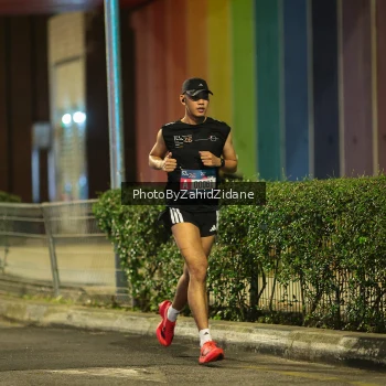 Runner Photo 3714878