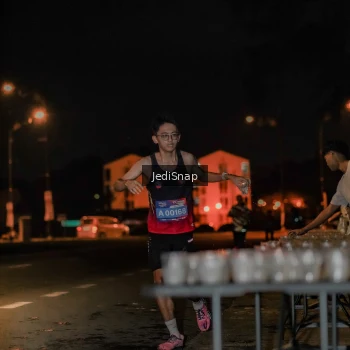 Runner Photo 3714927