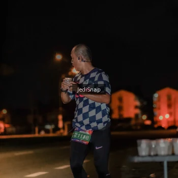 Runner Photo 3714966